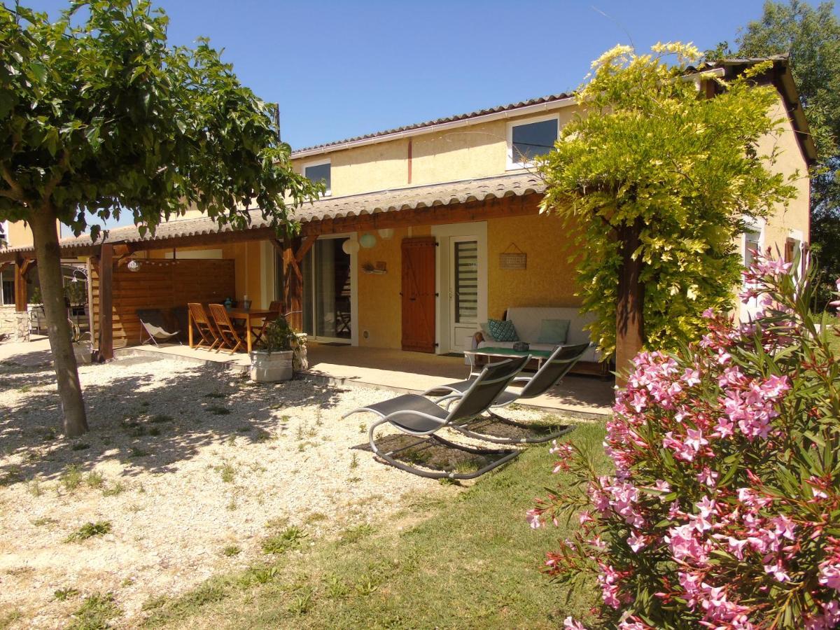 Villa Aux Lauriers d'Adhémar La Garde-Adhémar Exterior foto