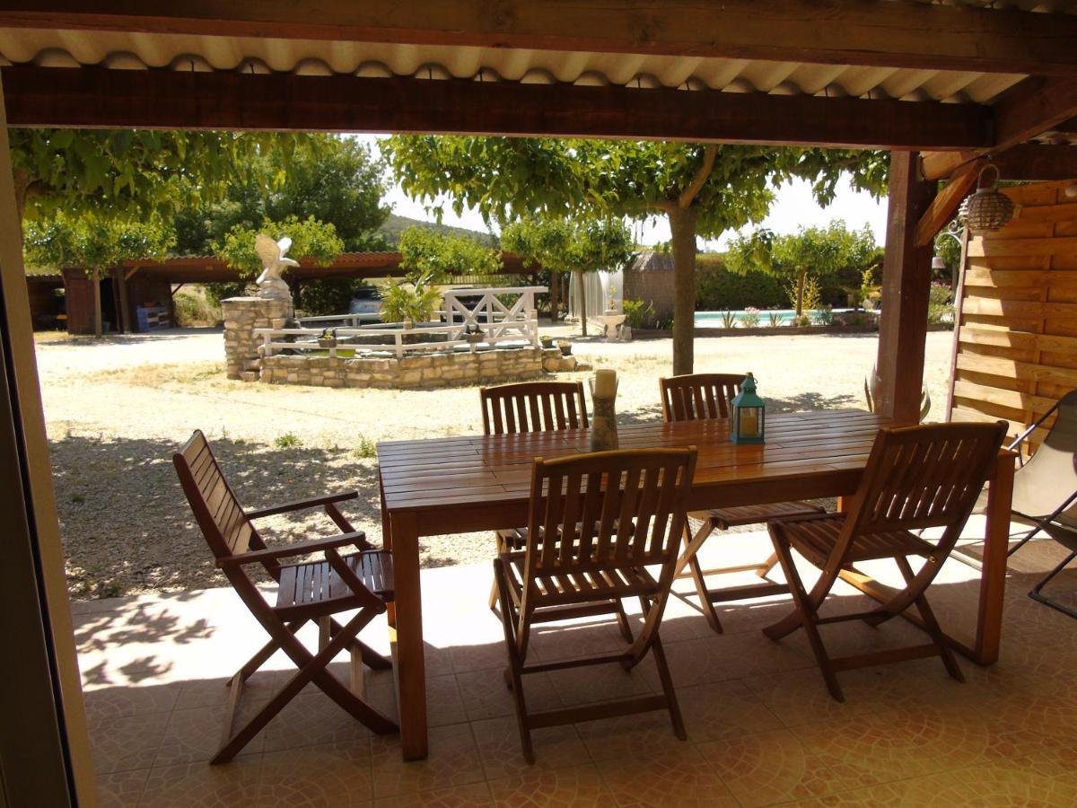 Villa Aux Lauriers d'Adhémar La Garde-Adhémar Exterior foto